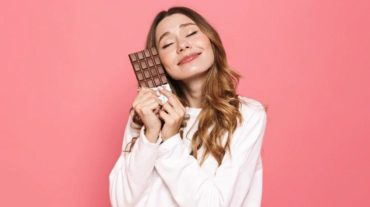 dark chocolate is healthy for the skin