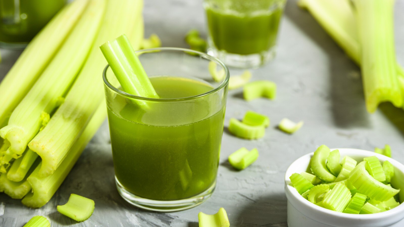 Jaanein Celery juice ke fayde