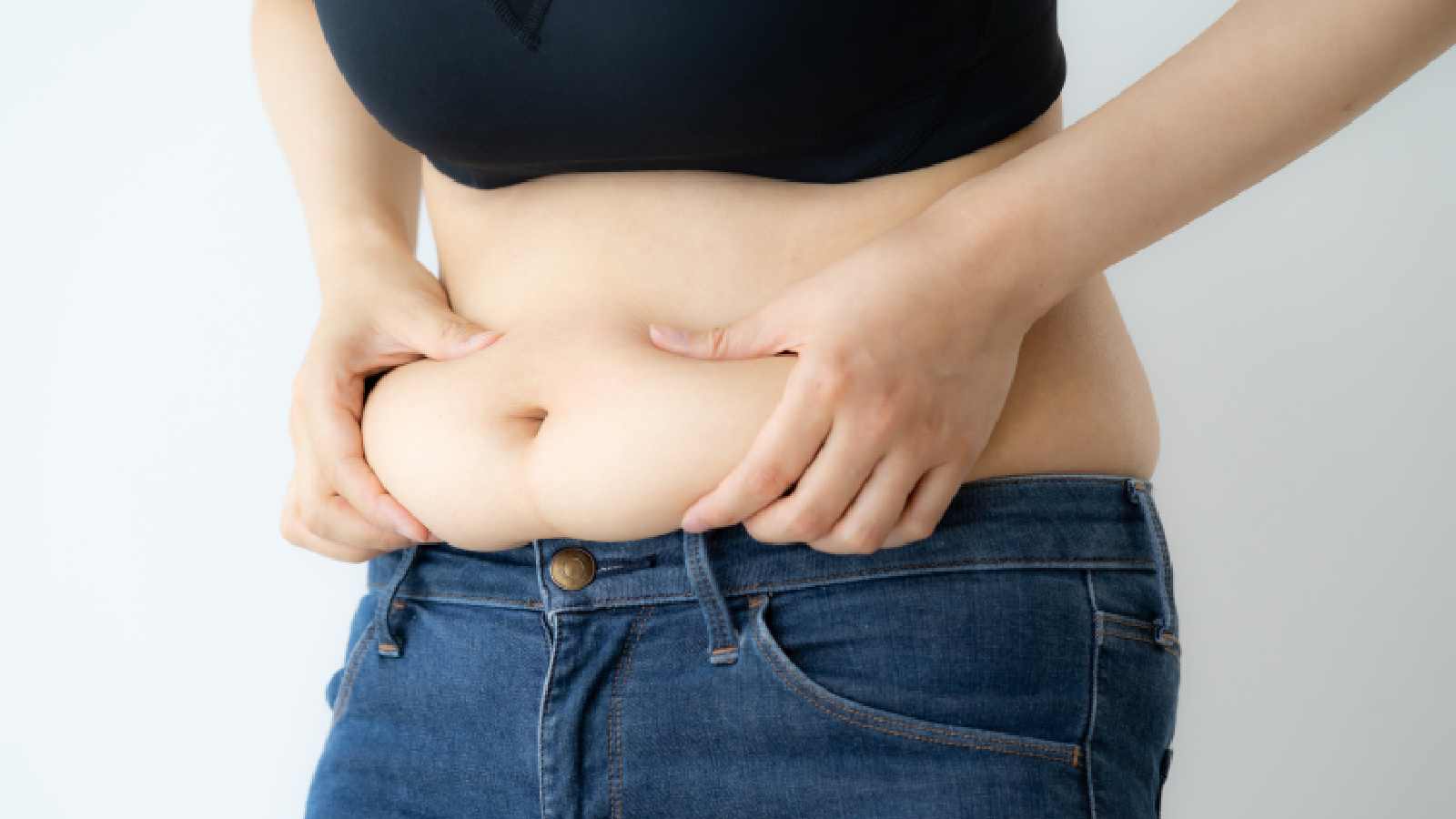 Cortisol Belly : तनाव में रहने वाली महिलाओं का बढ़ जाता है पेट, जानिए इसे कैसे कम करना है