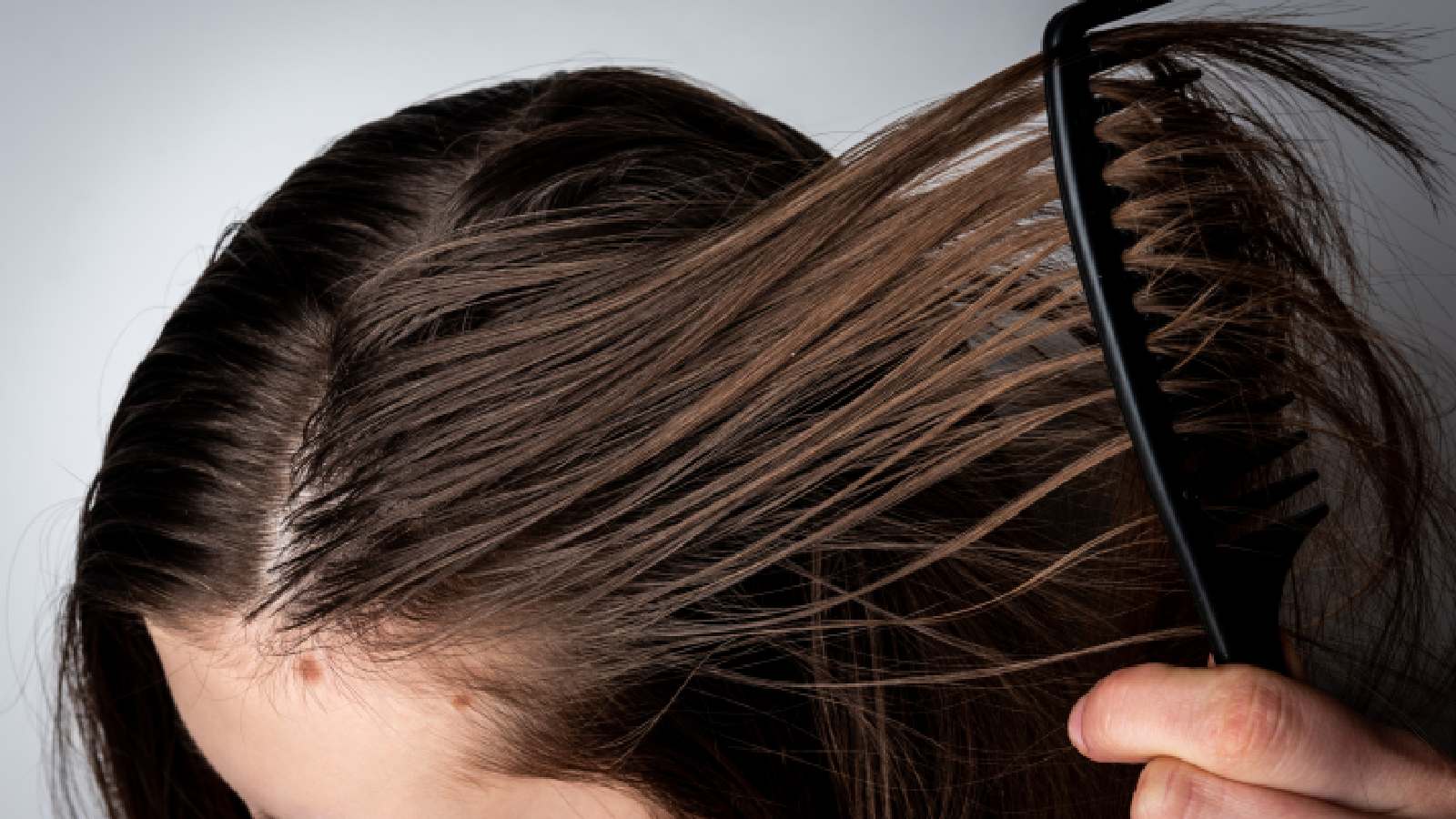 hacks to stop greasy hair