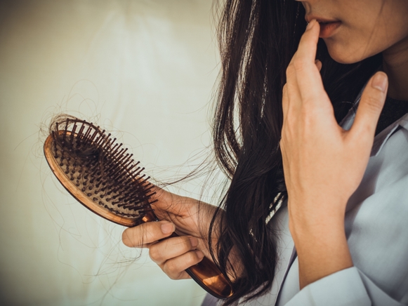 Stop hair fall once and for all with these 5 superfoods | HealthShots