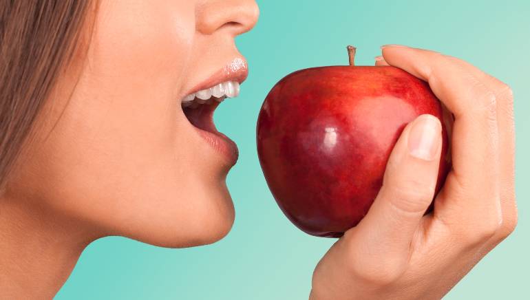 6 reasons why an apple a day is a superfood you just can't keep away |  HealthShots