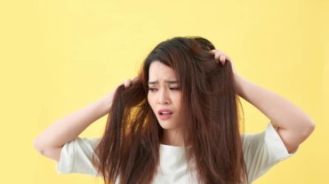 9 ingredients to straighten hair naturally at home | HealthShots