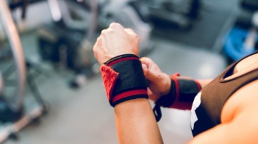 1 Pair Wrist Supports Sports Wristband Sweatbands Fitness Training Wrist Band 