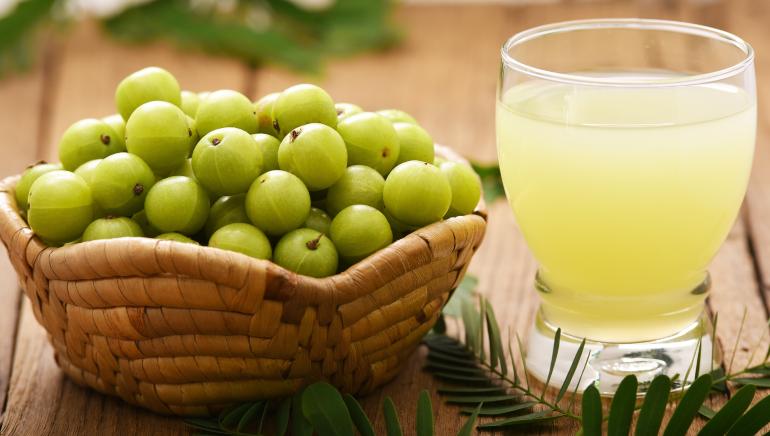 How to make amla juice at home | HealthShots
