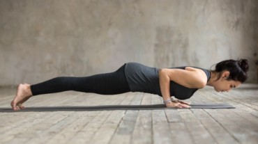 Yoga Asanas for a Flat Stomach