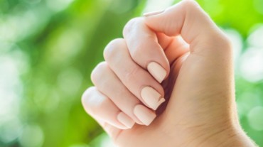 5 reasons why you're biting your nails | HealthShots