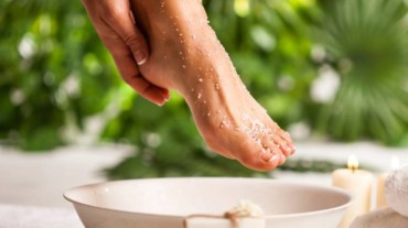 ways to get rid of sweaty feet