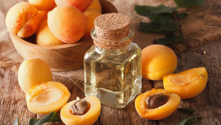 4 benefits of using apricot oil for skin | HealthShots