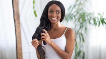 5 wet hair mistakes that can spoil your tresses and lead to damage |  HealthShots